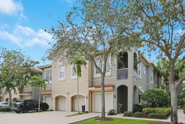 4921 Bonsai Circle 201, Palm Beach Gardens, FL 33418