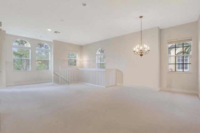 4921 Bonsai Circle 201, Palm Beach Gardens, FL 33418