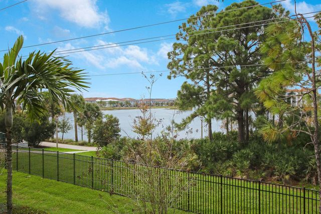 4921 Bonsai Circle 201, Palm Beach Gardens, FL 33418