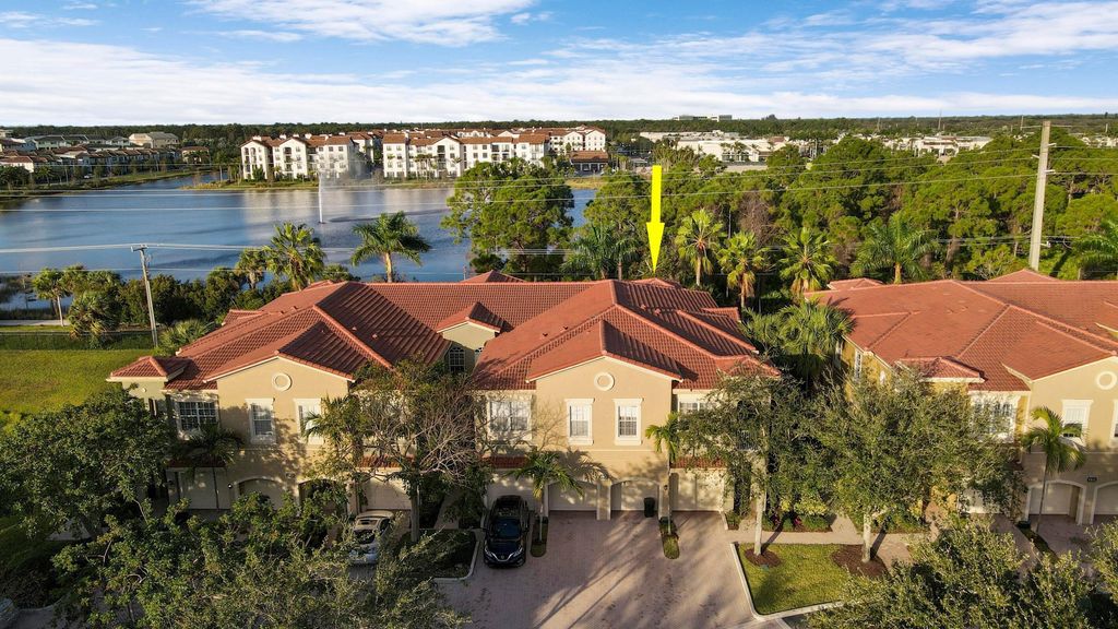 4921 Bonsai Circle 201, Palm Beach Gardens, FL 33418