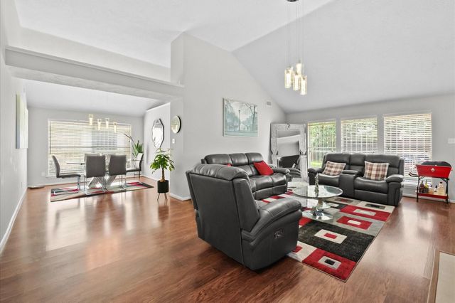 2506 Wolf Creek Pass, Houston, TX 77067