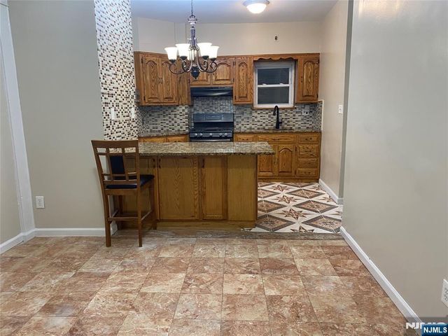 237 Jersey Avenue 1, Cliffside Park, NJ 07010