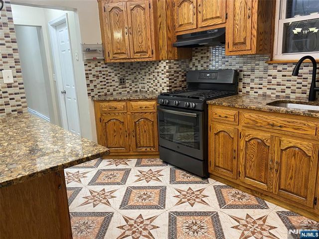 237 Jersey Avenue 1, Cliffside Park, NJ 07010