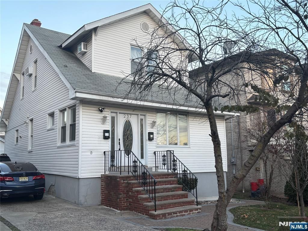 237 Jersey Avenue 1, Cliffside Park, NJ 07010