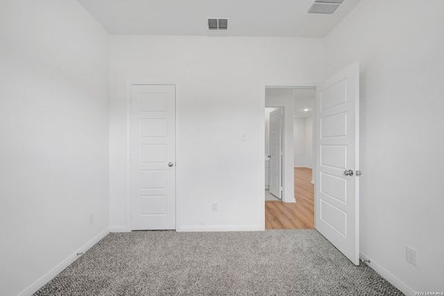 1025 Eagle Crossing, Seguin, TX 78155