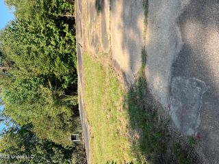 Scanlon Drive, Jackson, MS 39204