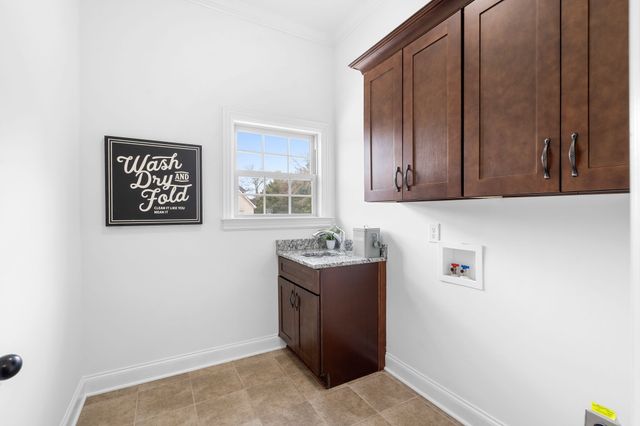 4424 Thoroughbred Ln, Murfreesboro, TN 37127