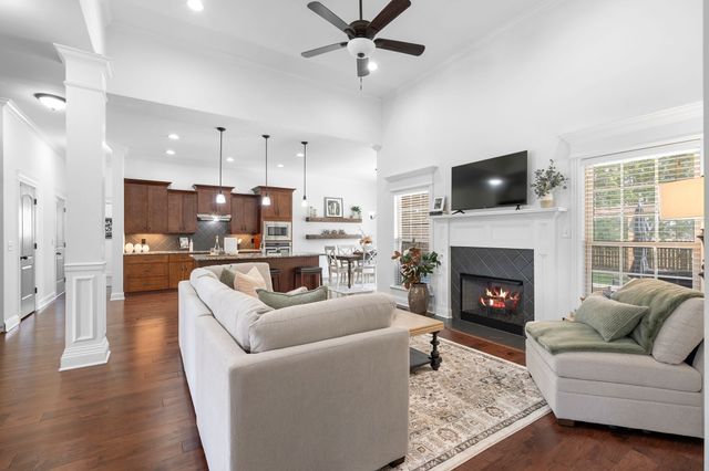 4424 Thoroughbred Ln, Murfreesboro, TN 37127