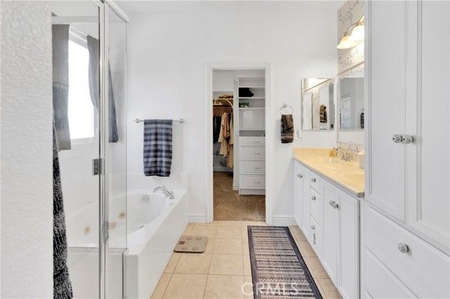 14077 Pearl, Hesperia, CA 92344