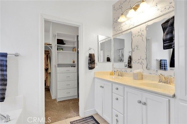 14077 Pearl, Hesperia, CA 92344