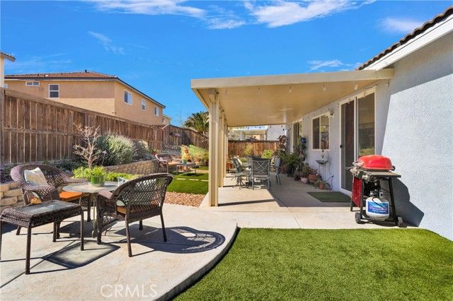 14077 Pearl, Hesperia, CA 92344