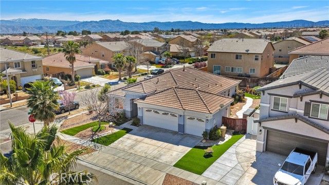 14077 Pearl, Hesperia, CA 92344