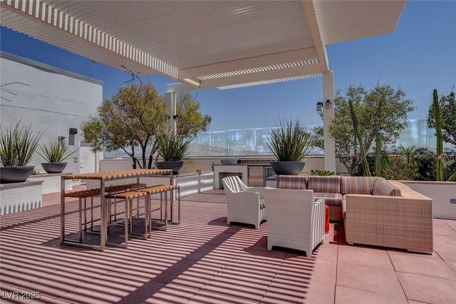 150 North LAS VEGAS Boulevard 2103, Las Vegas, NV 89101