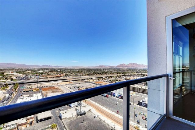 150 North LAS VEGAS Boulevard 2103, Las Vegas, NV 89101