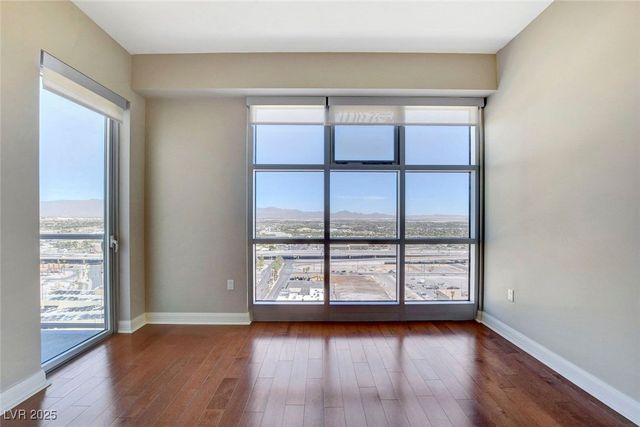 150 North LAS VEGAS Boulevard 2103, Las Vegas, NV 89101