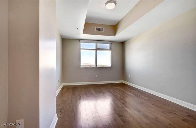 150 North LAS VEGAS Boulevard 2103, Las Vegas, NV 89101