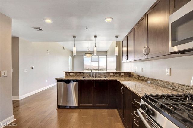 150 North LAS VEGAS Boulevard 2103, Las Vegas, NV 89101