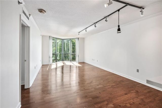 2870 Pharr Court South NW 607, Atlanta, GA 30305