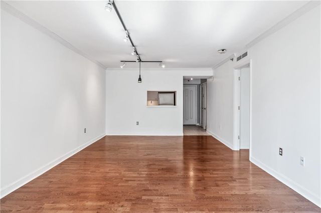 2870 Pharr Court South NW 607, Atlanta, GA 30305