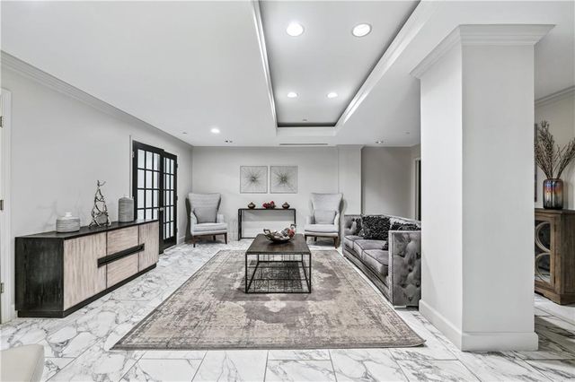 2870 Pharr Court South NW 607, Atlanta, GA 30305