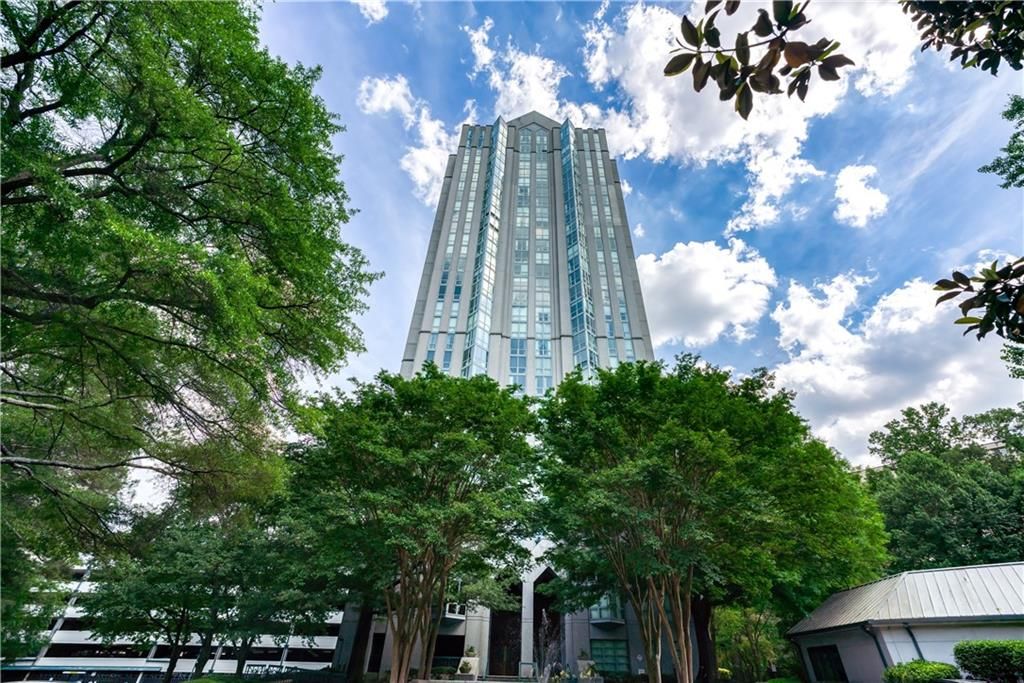 2870 Pharr Court South NW 607, Atlanta, GA 30305