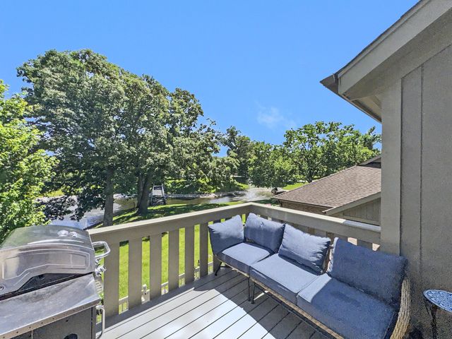 13455 S Westview Drive 4, Palos Heights, IL 60463