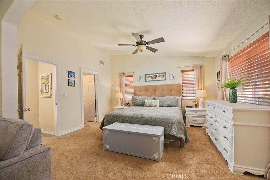 Image 20 of property listing at 25023 1/2 Everett, Newhall, CA 91321
