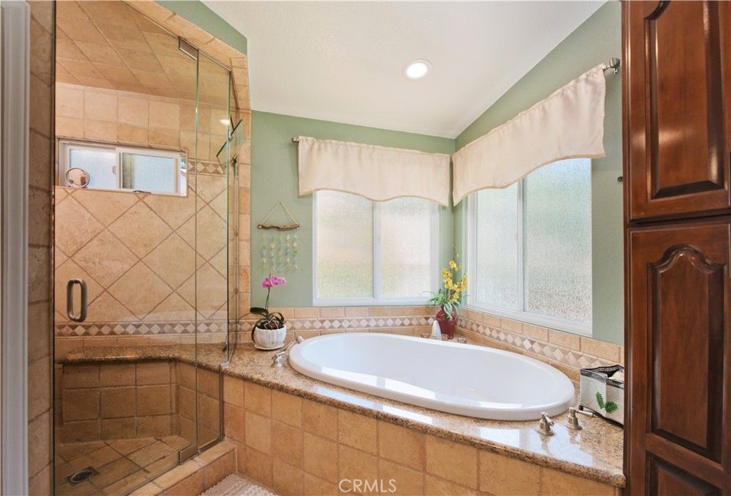 Image 25 of property listing at 25023 1/2 Everett, Newhall, CA 91321