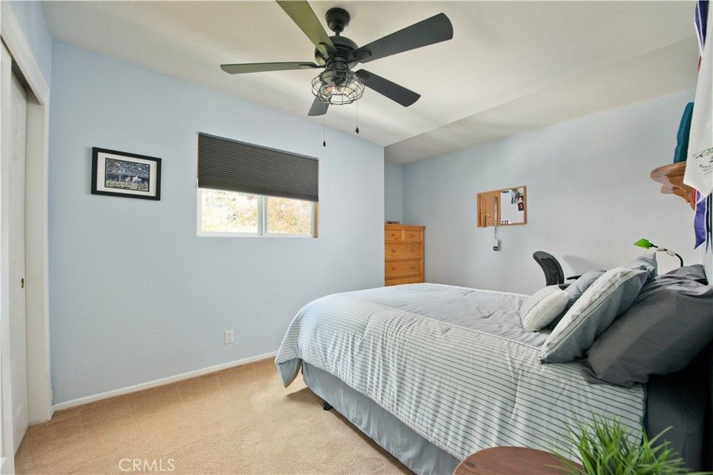 Image 26 of property listing at 25023 1/2 Everett, Newhall, CA 91321