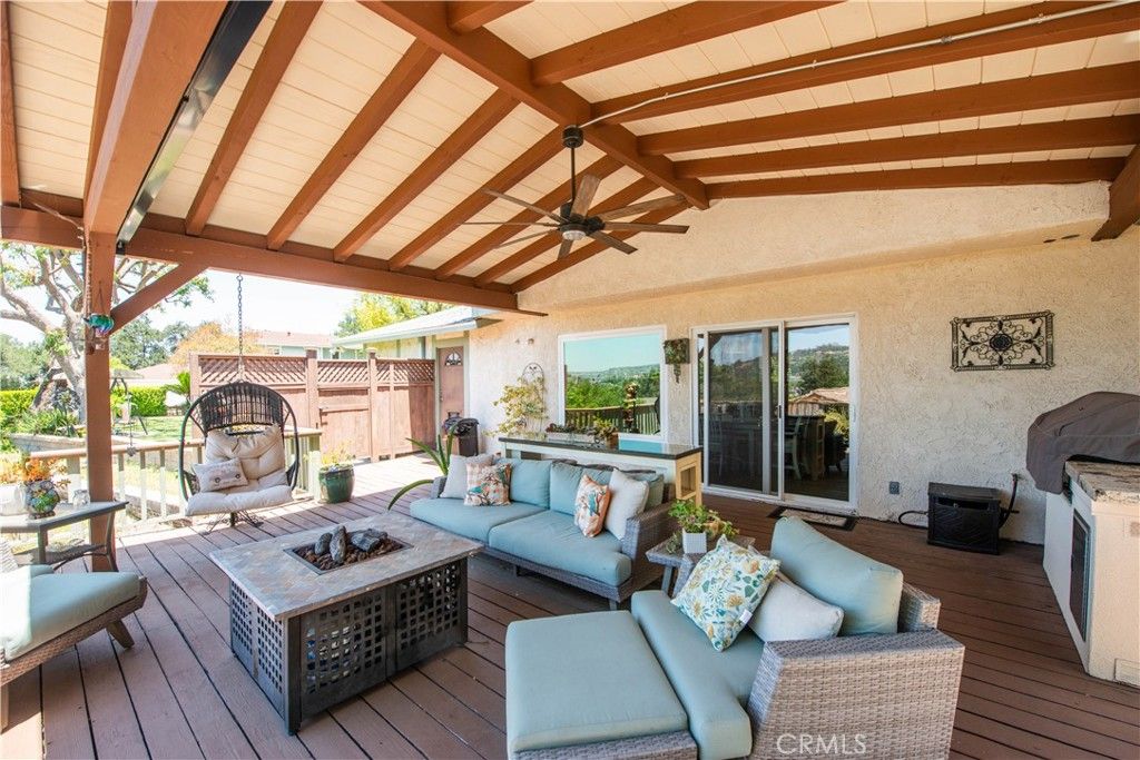 Image 31 of property listing at 25023 1/2 Everett, Newhall, CA 91321