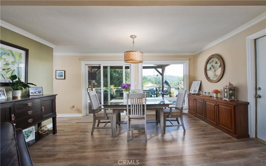 Image 6 of property listing at 25023 1/2 Everett, Newhall, CA 91321