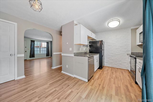 7404 S Zephyr Court, Littleton, CO 80128