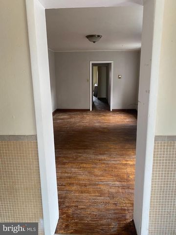 516 W WALNUT ST, Lancaster, PA 17603
