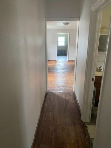516 W WALNUT ST, Lancaster, PA 17603