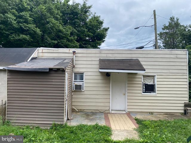 516 W WALNUT ST, Lancaster, PA 17603