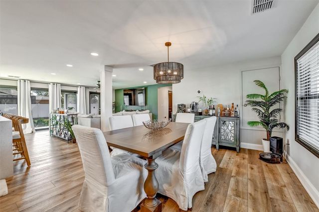 5414 S HIMES AVENUE, Tampa, FL 33611