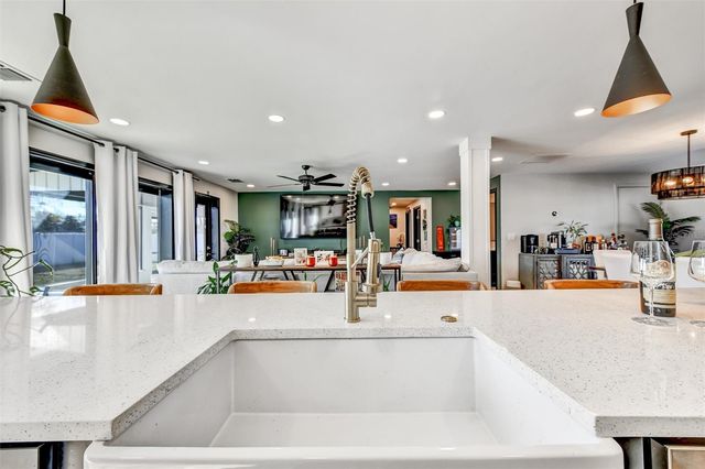 5414 S HIMES AVENUE, Tampa, FL 33611