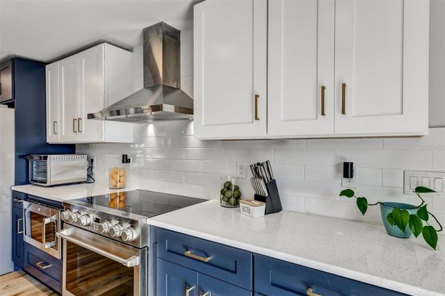 5414 S HIMES AVENUE, Tampa, FL 33611