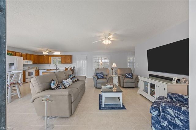 435 Lake Drive 10, Lexington, NC 27292