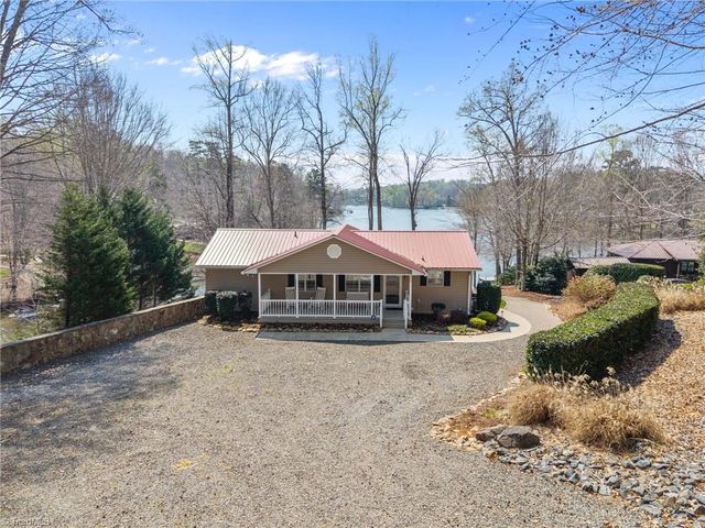 435 Lake Drive 10, Lexington, NC 27292