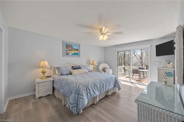435 Lake Drive 10, Lexington, NC 27292
