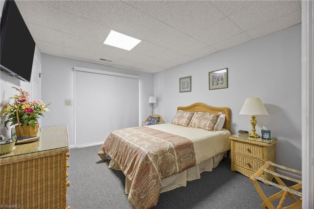435 Lake Drive 10, Lexington, NC 27292