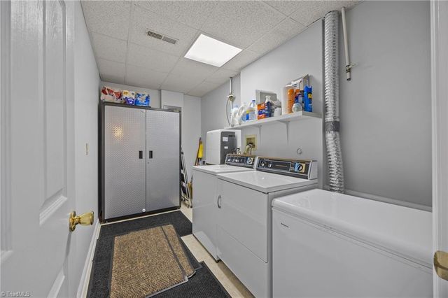 435 Lake Drive 10, Lexington, NC 27292