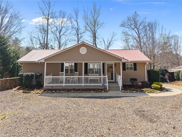 435 Lake Drive 10, Lexington, NC 27292