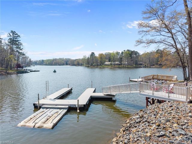 435 Lake Drive 10, Lexington, NC 27292
