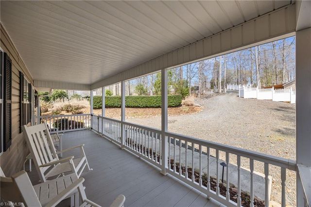 435 Lake Drive 10, Lexington, NC 27292