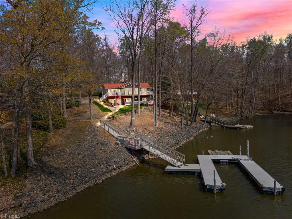435 Lake Drive 10, Lexington, NC 27292