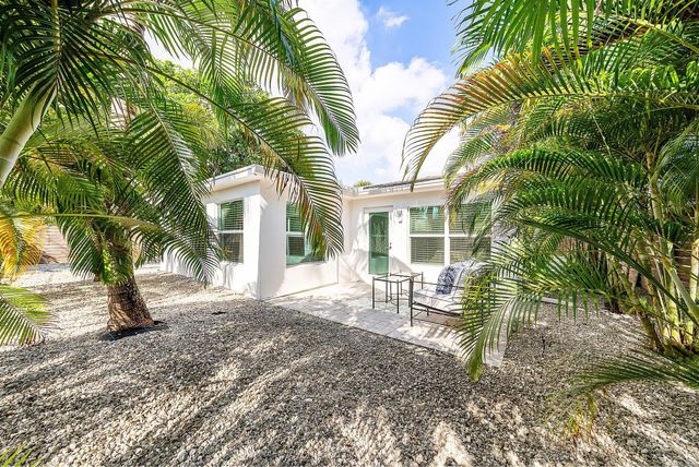 226 NE 5th Terrace 2, Delray Beach, FL 33483