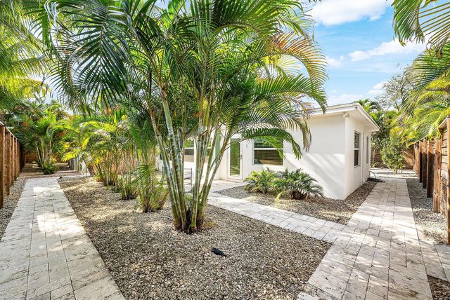 226 NE 5th Terrace 2, Delray Beach, FL 33483