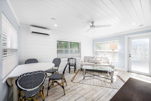 226 NE 5th Terrace 2, Delray Beach, FL 33483